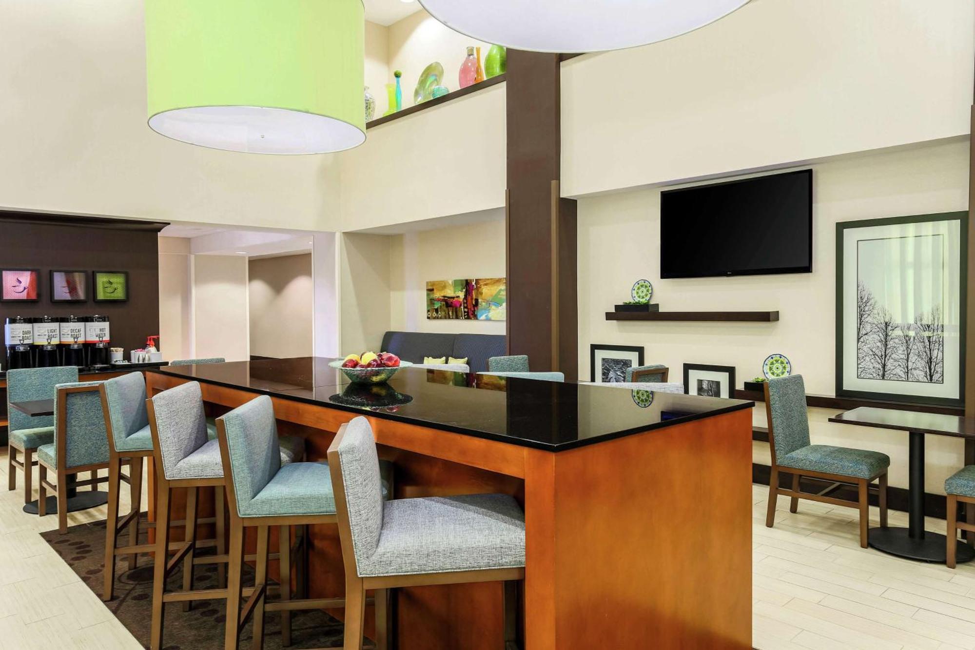 Hampton Inn & Suites Wheeling - The Highlands Triadelphia Ngoại thất bức ảnh